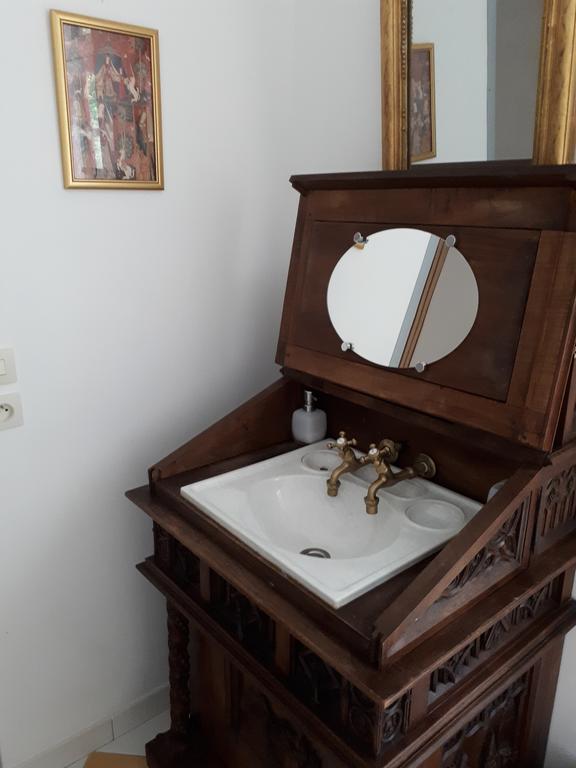 ビラック La Cure Du Maine Charles Bed & Breakfast エクステリア 写真