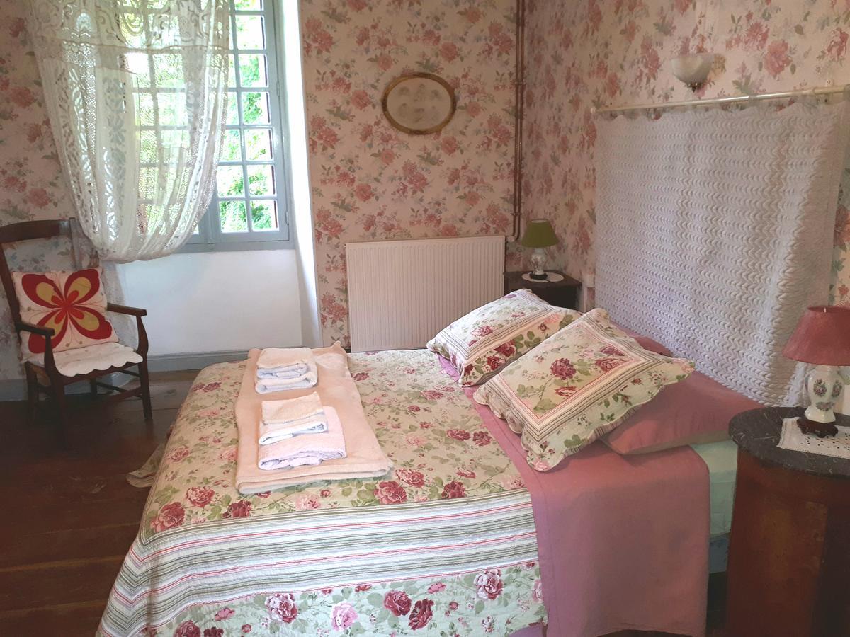ビラック La Cure Du Maine Charles Bed & Breakfast エクステリア 写真
