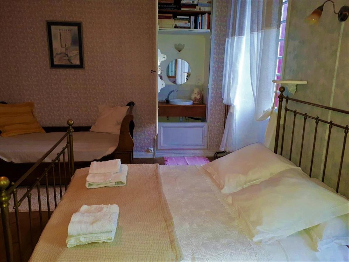 ビラック La Cure Du Maine Charles Bed & Breakfast エクステリア 写真